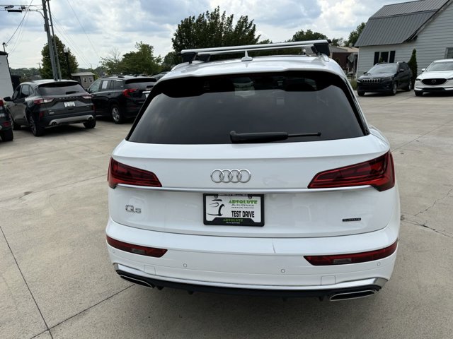 Vehicle image 25 of 98