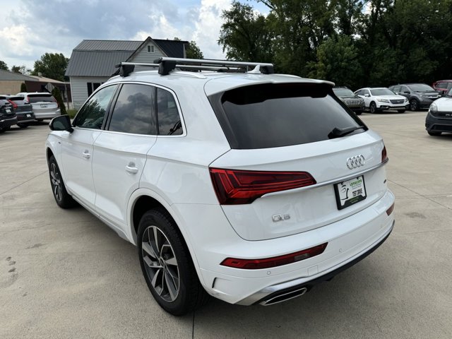 Vehicle image 27 of 98