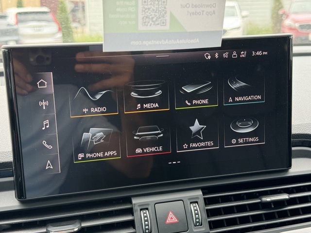 Vehicle image 94 of 98