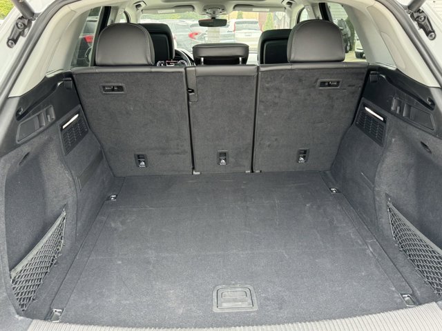 Vehicle image 45 of 98