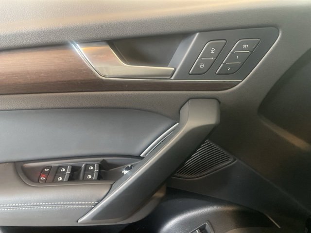 Vehicle image 24 of 24