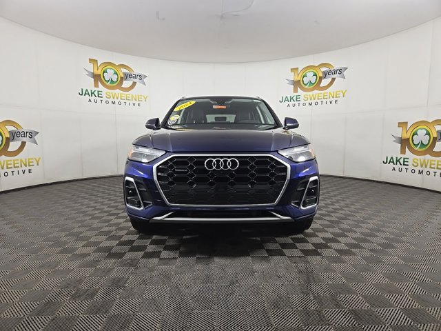 Vehicle image 2 of 37