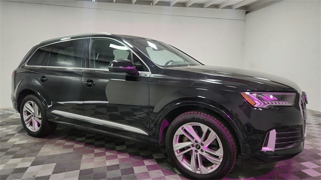 Vehicle image 6 of 26