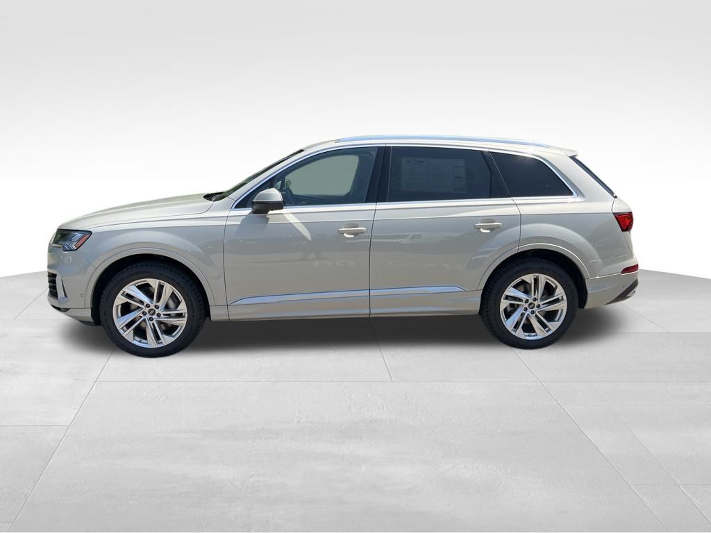 Vehicle image 8 of 38