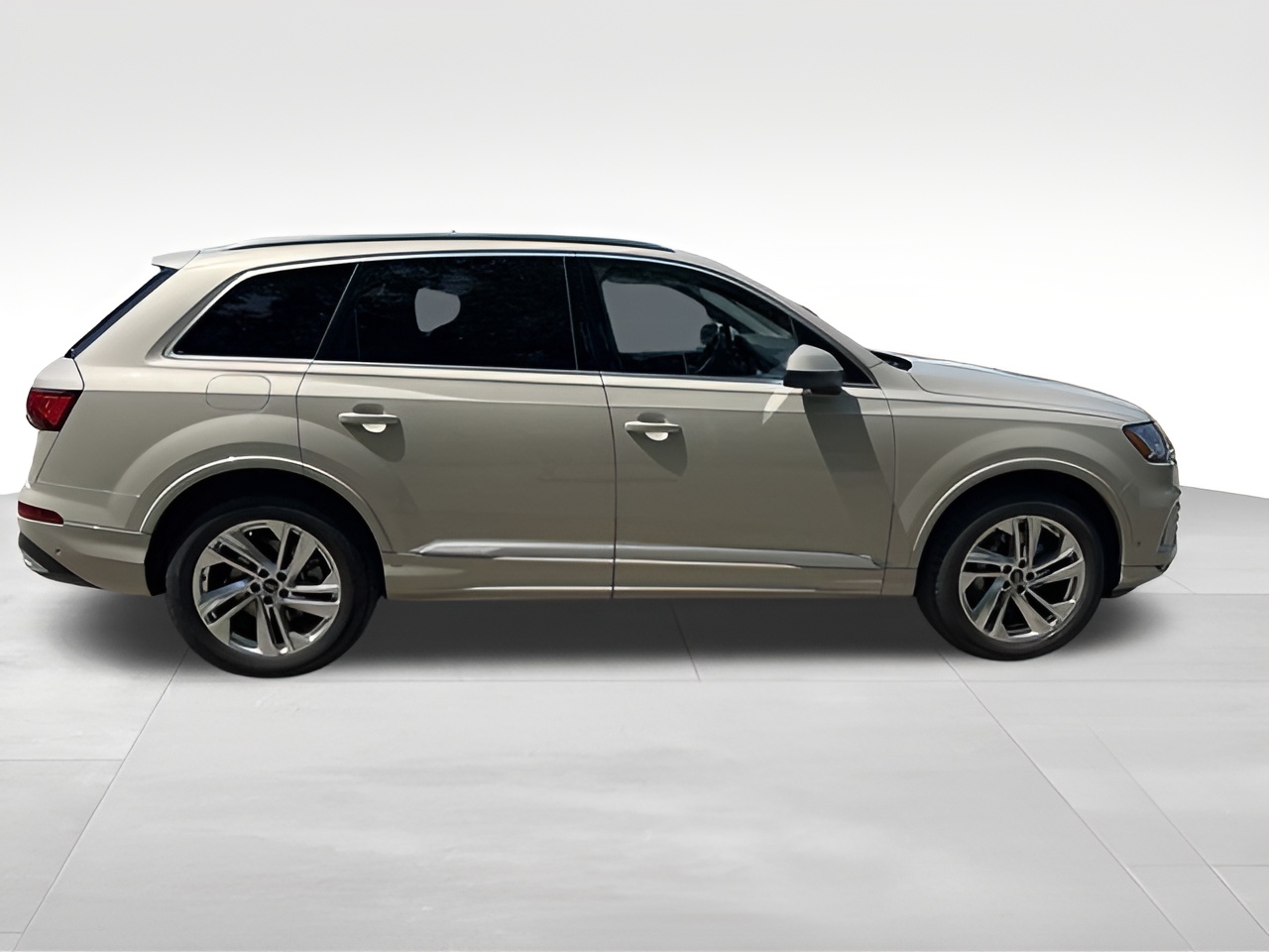 Vehicle image 34 of 38