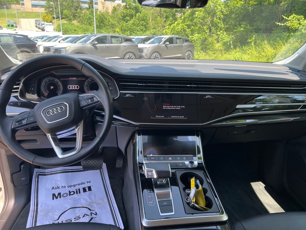 Vehicle image 12 of 38