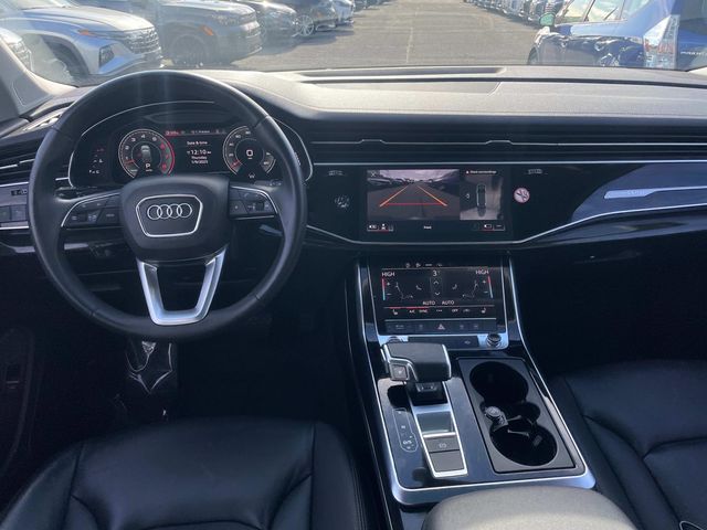 Vehicle image 18 of 37