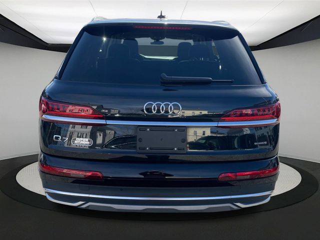 Vehicle image 10 of 37