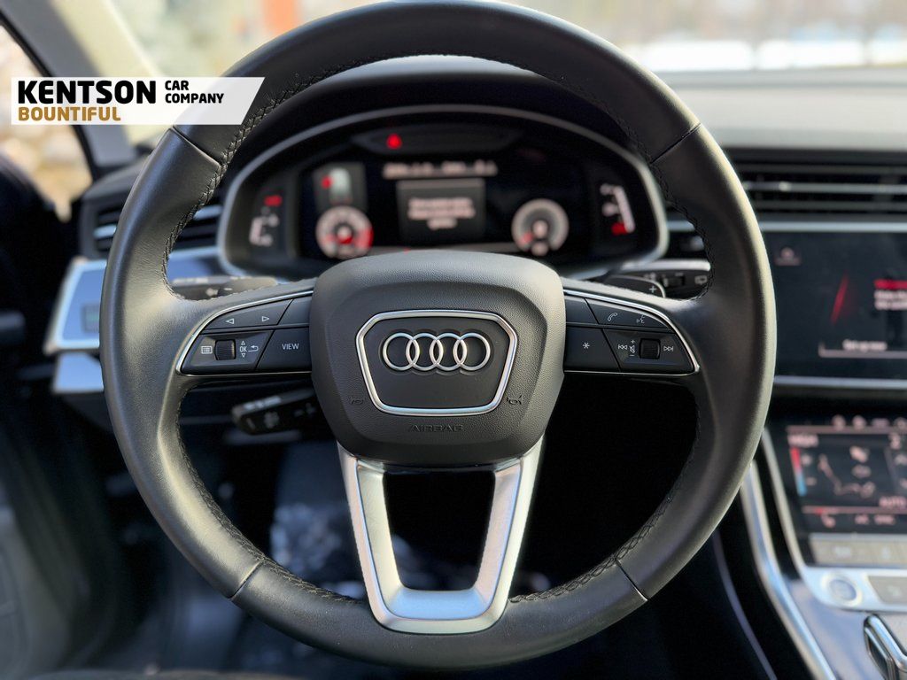 Vehicle image 18 of 47