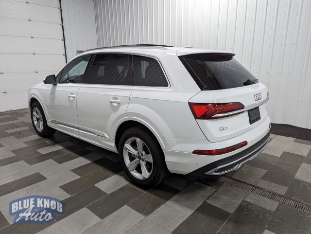 Vehicle image 6 of 30