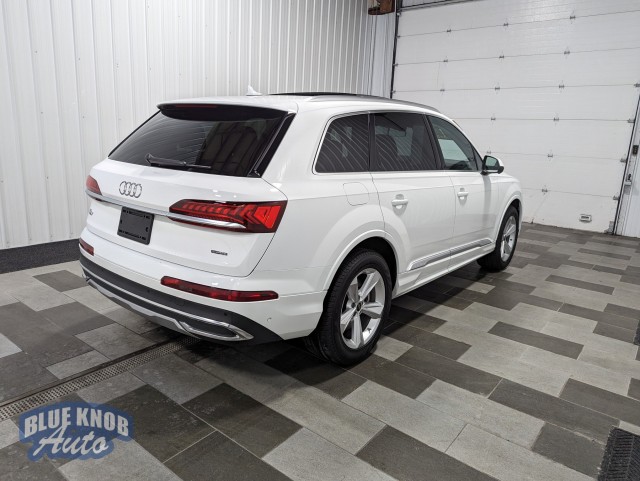 Vehicle image 4 of 30