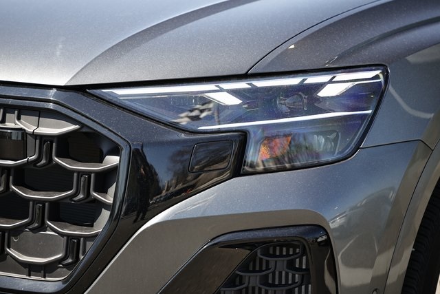 Vehicle image 15 of 42