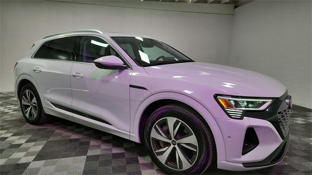 Vehicle image 6 of 26