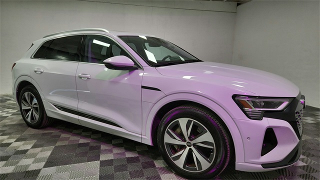 Vehicle image 7 of 26