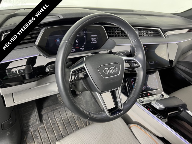 Vehicle image 9 of 39