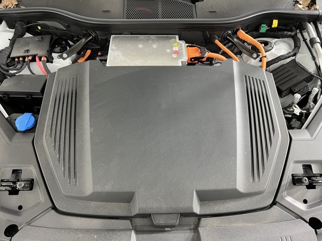 Vehicle image 7 of 39
