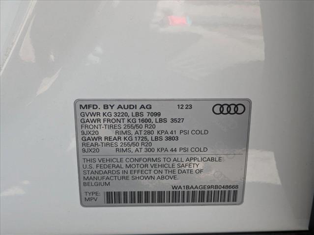 Vehicle image 19 of 19
