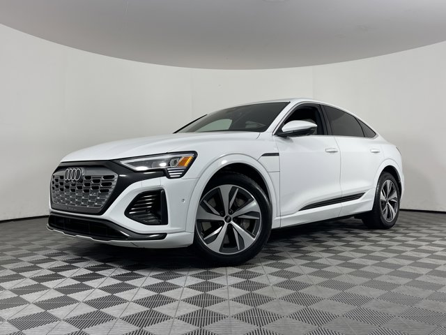Vehicle image 1 of 40