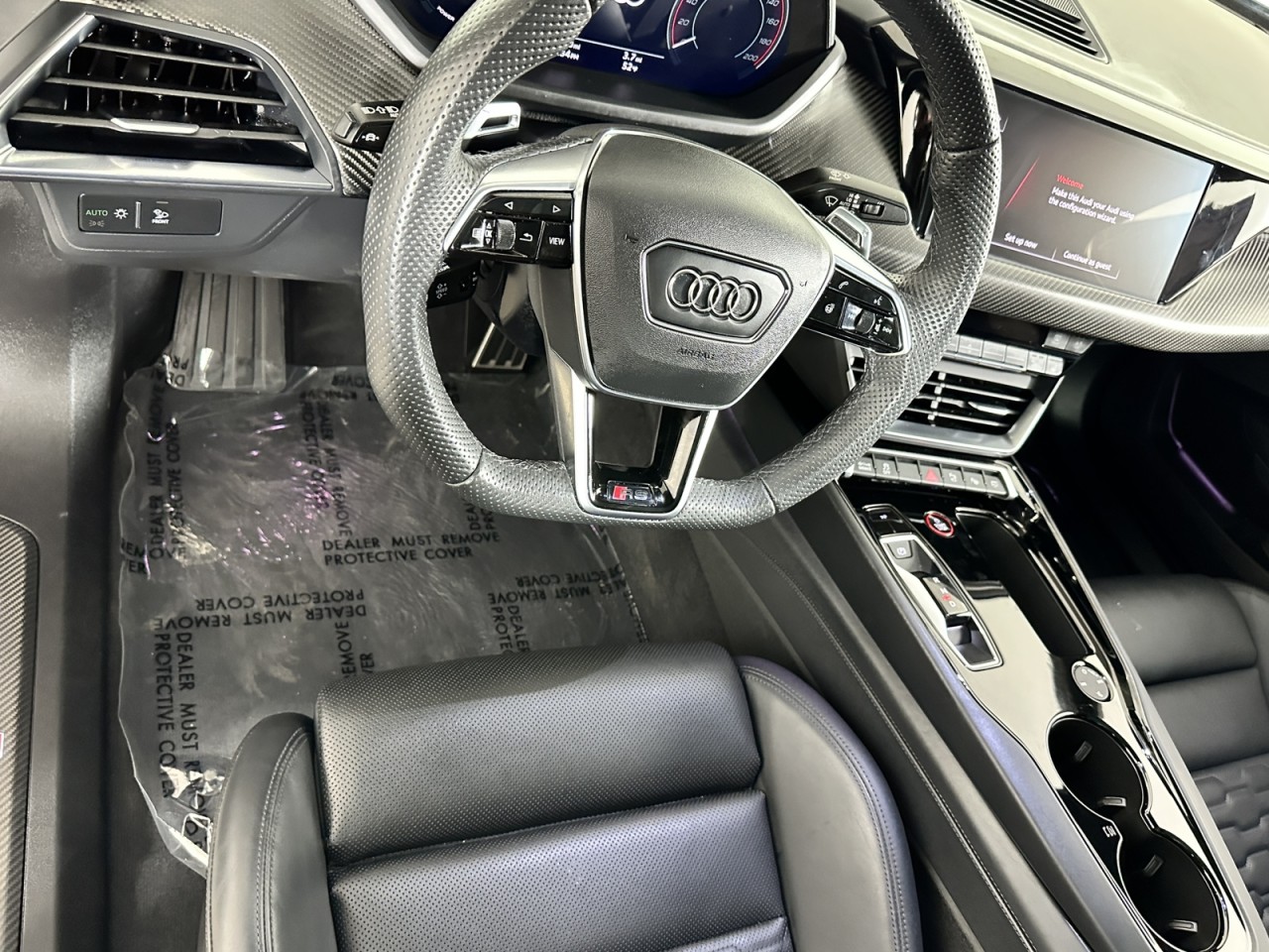 Vehicle image 13 of 17