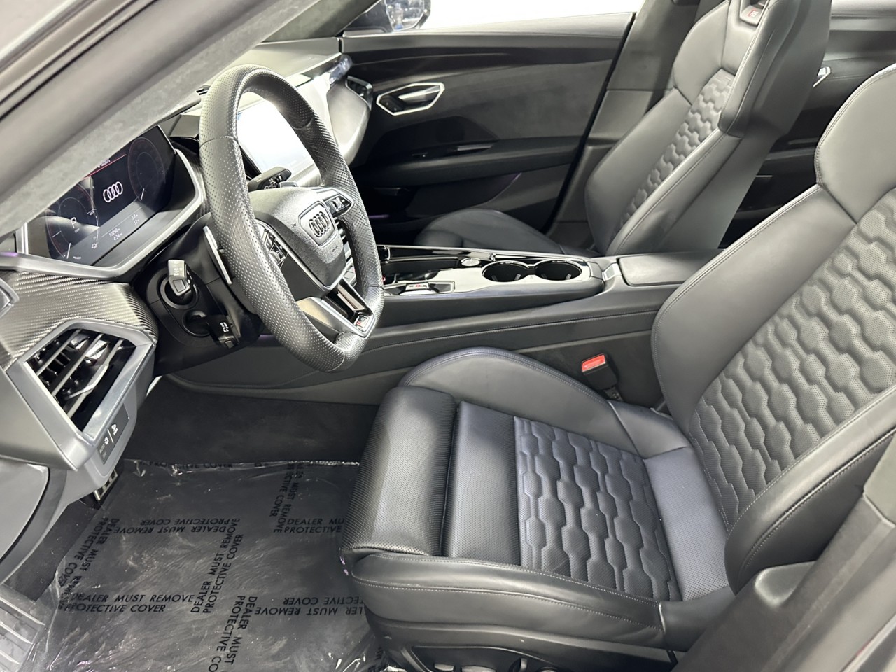 Vehicle image 12 of 17