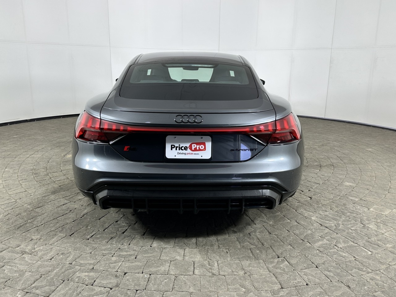 Vehicle image 5 of 17