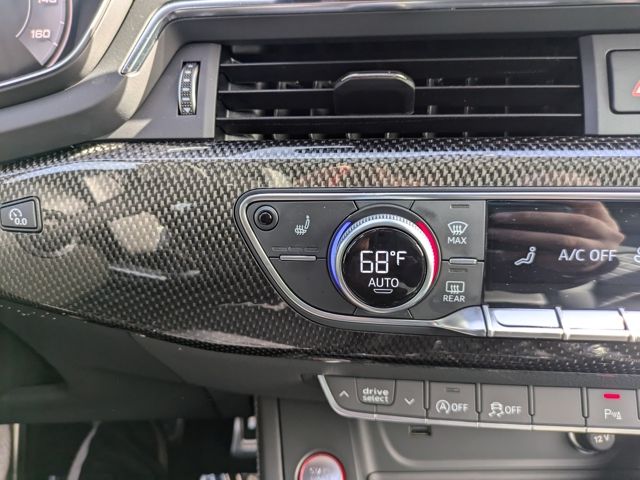 Vehicle image 25 of 30