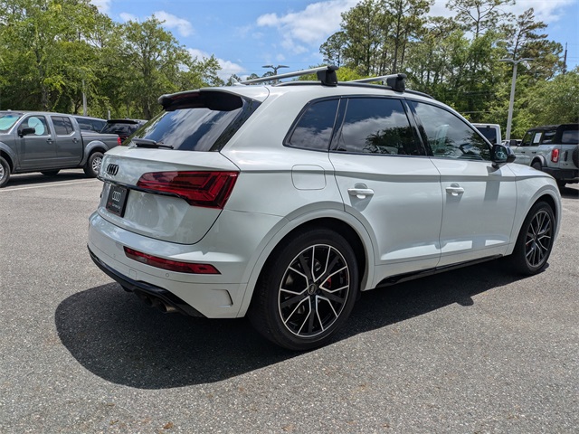 Vehicle image 6 of 33