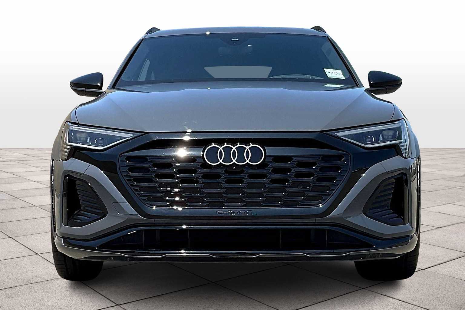 Vehicle image 3 of 30