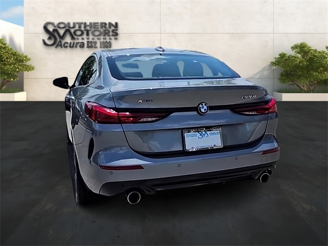 Vehicle image 20 of 36