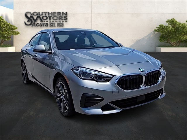 Vehicle image 11 of 36