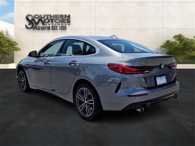 Vehicle image 19 of 36