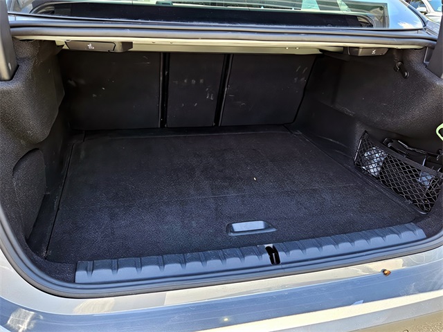 Vehicle image 23 of 36