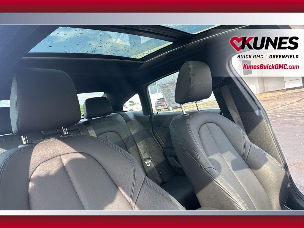 Vehicle image 16 of 43