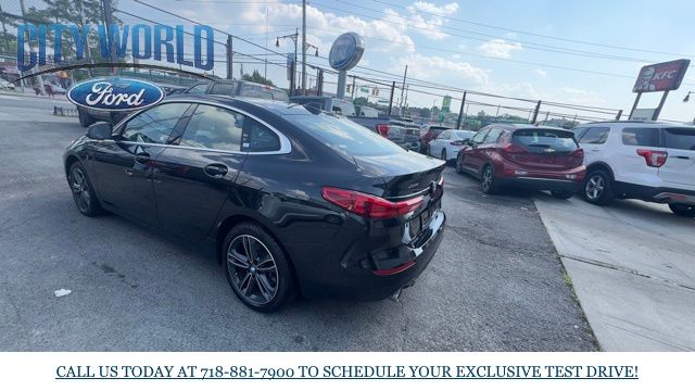 Vehicle image 7 of 21