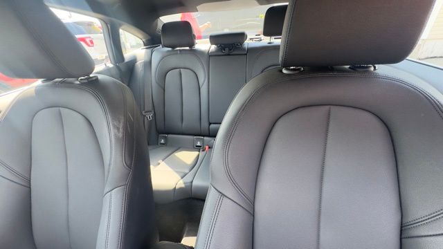 Vehicle image 9 of 21