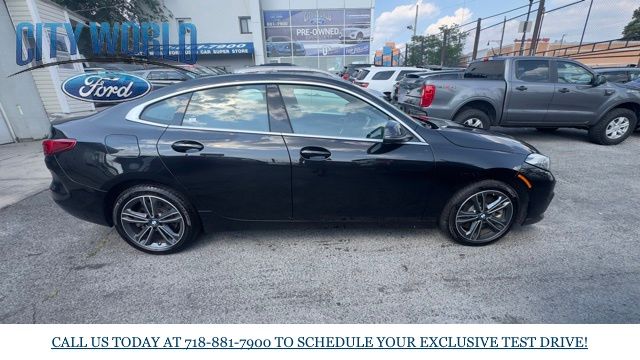 Vehicle image 4 of 21