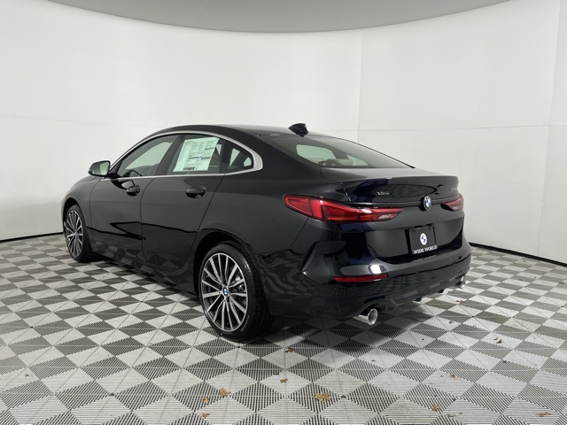 Vehicle image 5 of 27