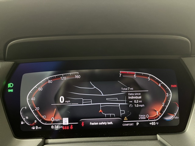 Vehicle image 14 of 27