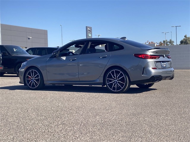 Vehicle image 9 of 24