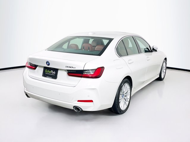 Vehicle image 5 of 29