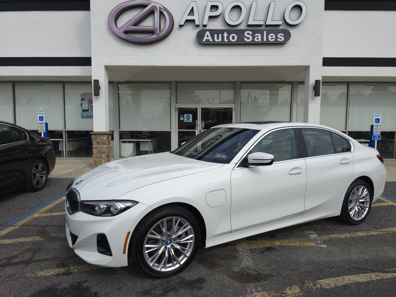 Vehicle image 1 of 24