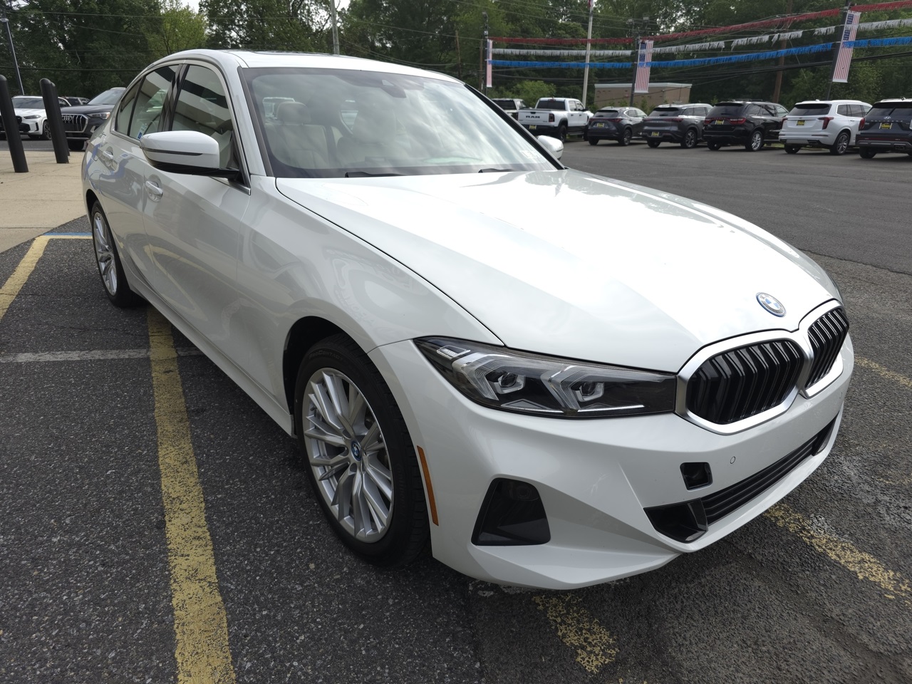 Vehicle image 2 of 24
