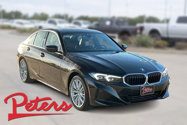 2024 BMW 3 Series 330i xDrive Image 2 of 28