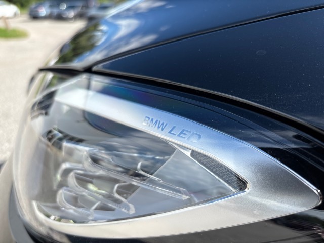Vehicle image 26 of 27