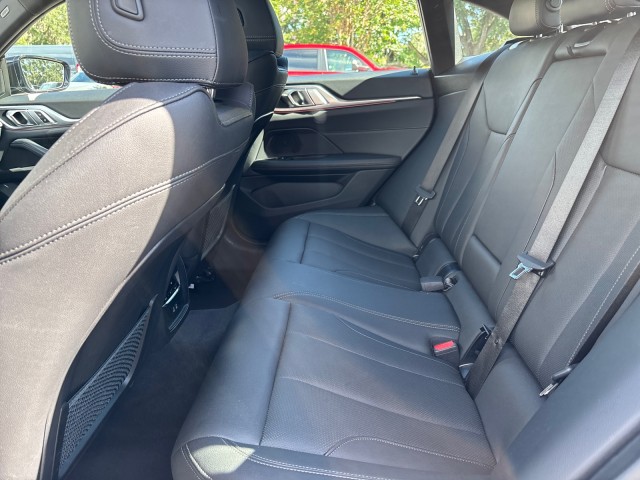 Vehicle image 12 of 27