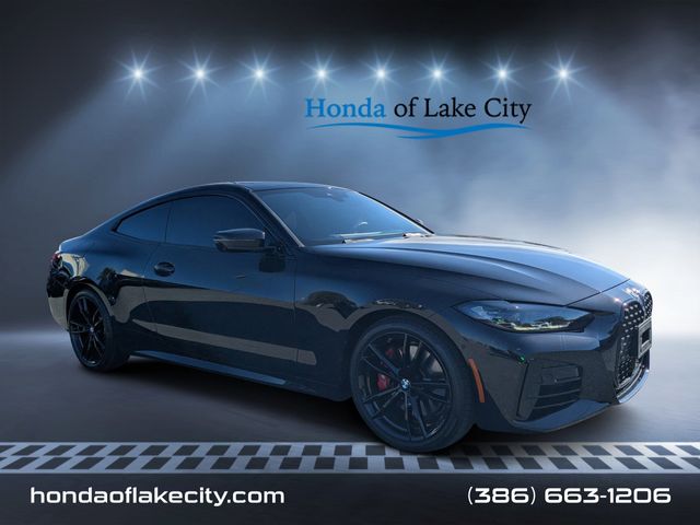 2024 BMW 4 Series M440i xDrive Image 3 of 27