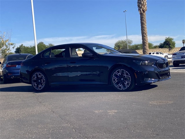 Vehicle image 6 of 23
