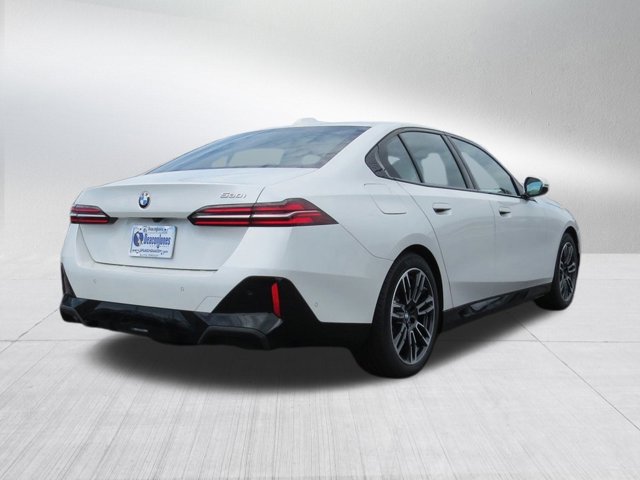 Vehicle image 6 of 27