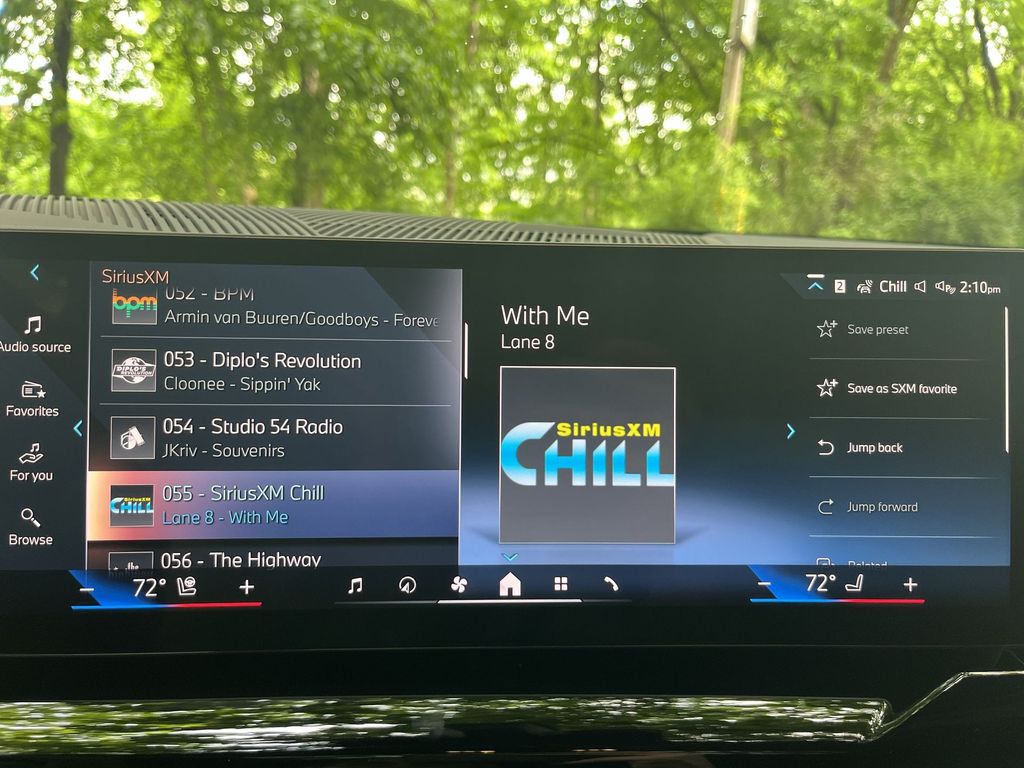 Vehicle image 17 of 30