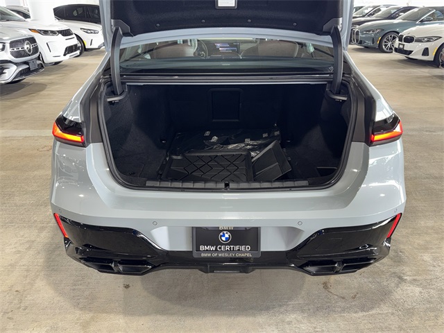 2024 BMW 7 Series 760i xDrive Image 11 of 37
